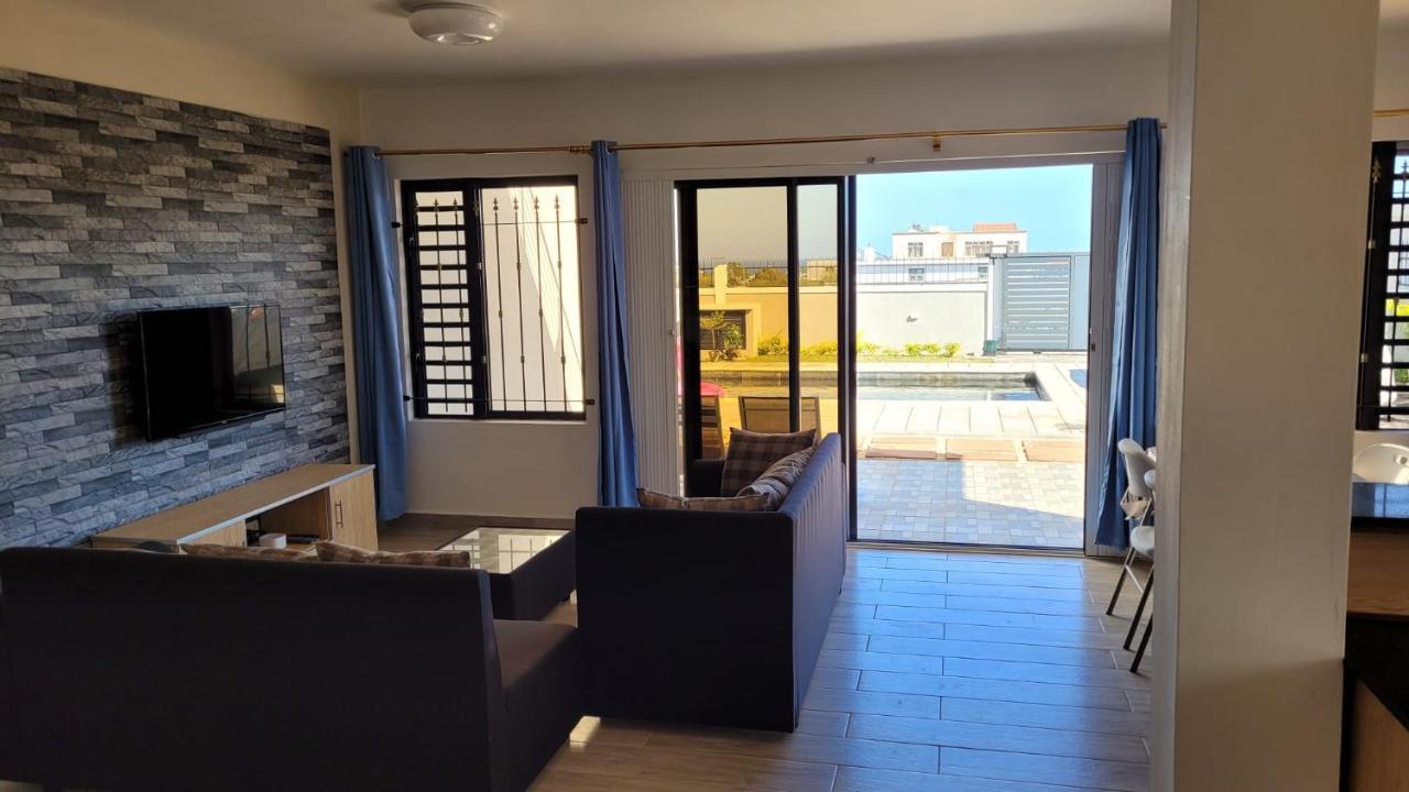 Coquette Villa Avec Piscine Flic en Flac Экстерьер фото
